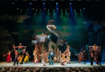 Resmi Berlayar Di Atas Panggung, Musikal Perahu Kertas Ajak Penonton Hidupkan Lagi Mimpi-Mimpi